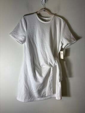 NWT Daily Practice White Short Sleeve Sweatshirt Dress Sz M